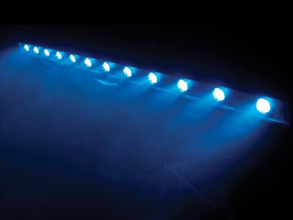 EFECTO 'WASH' CON LEDs - 12 LEDs TRICOLORES DE 3W - Imagen 2