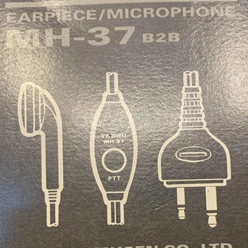 Micro/Auricular, toma lateral, PTT de solapa, orejera para walkie talkie  YAESU  con conector  2.5mm + 3.5mm - Imagen 1